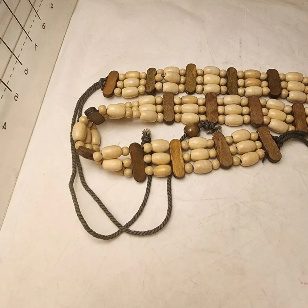 #7628 TRIPLE STRAND MULTICOLOR WOOD BEADED GREEN CORD ENDS 26